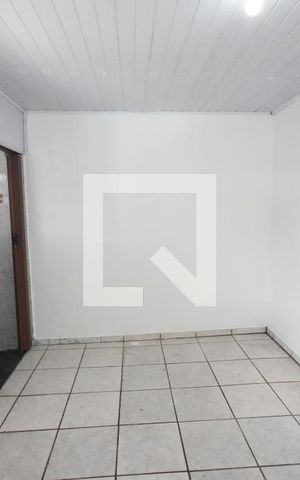 Casa para alugar com 60m², 2 quartos e sem vaga