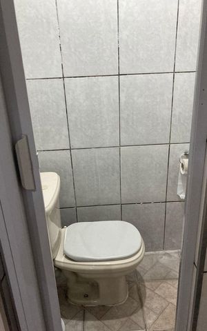 Casa à venda com 65m², 3 quartos e 1 vaga Casa à venda com 65m², 3 quartos e 1 vagaBanheiro 3