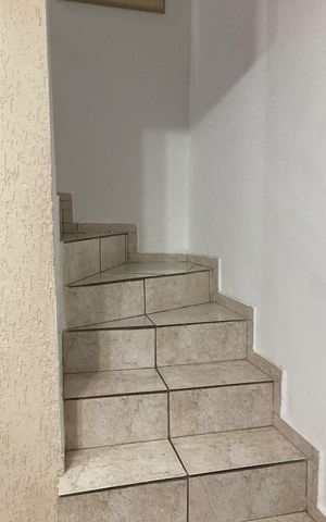 Casa à venda com 65m², 3 quartos e 1 vaga Casa à venda com 65m², 3 quartos e 1 vagaCorredor