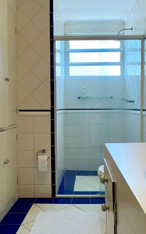 Apartamento para alugar com 238m², 4 quartos e 1 vagaBanheiro