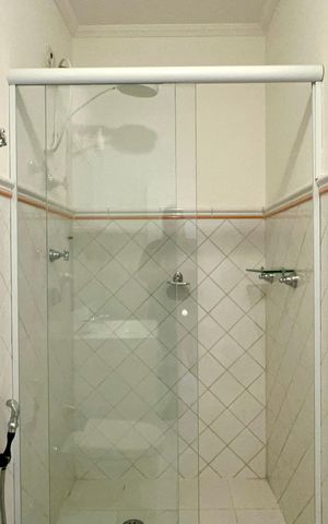 Apartamento para alugar com 238m², 4 quartos e 1 vagaBanheiro da Suíte 1