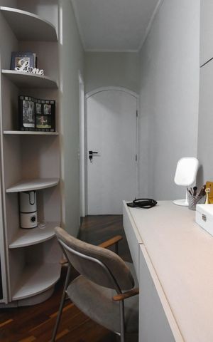 Casa para alugar com 160m², 4 quartos e 2 vagas Casa para alugar com 160m², 4 quartos e 2 vagasSuíte