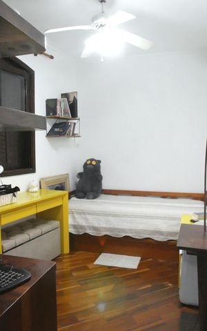 Casa para alugar com 160m², 4 quartos e 2 vagas Casa para alugar com 160m², 4 quartos e 2 vagasQuarto 1