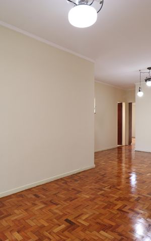 Apartamento à venda com 91m², 2 quartos e sem vagaSala