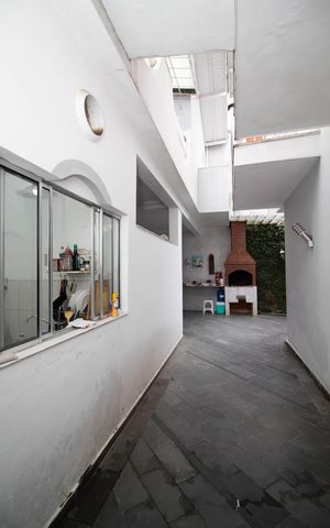 Casa para alugar com 250m², 4 quartos e 3 vagas Casa para alugar com 250m², 4 quartos e 3 vagasÁrea externa