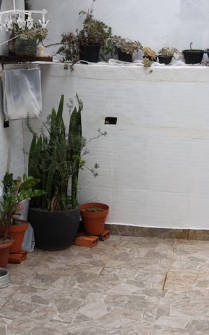 Casa para alugar com 110m², 2 quartos e 2 vagas Casa para alugar com 110m², 2 quartos e 2 vagasQuintal