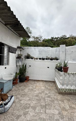 Casa para alugar com 110m², 2 quartos e 2 vagas Casa para alugar com 110m², 2 quartos e 2 vagasQuintal