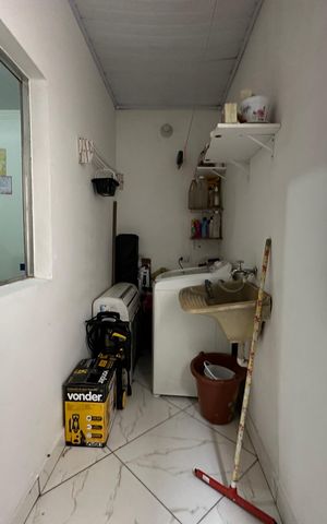 Casa para alugar com 110m², 2 quartos e 2 vagas Casa para alugar com 110m², 2 quartos e 2 vagasÁrea de Serviço