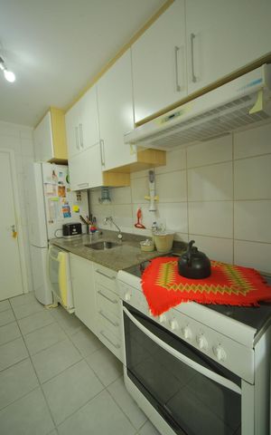 Casa de condomínio à venda com 143m², 3 quartos e 2 vagasCozinha 
