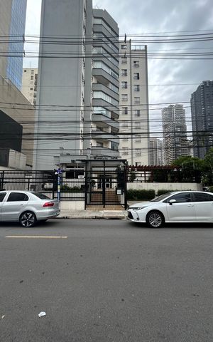 Apartamento para alugar com 84m², 3 quartos e 2 vagas Apartamento para alugar com 84m², 3 quartos e 2 vagasFachada