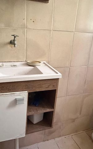 Casa à venda com 400m², 3 quartos e 3 vagasBanheiro Suíte 2