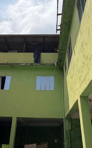 Casa à venda com 400m², 3 quartos e 3 vagasCasa 2