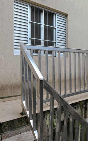 Casa para alugar com 127m², 2 quartos e 2 vagas Casa para alugar com 127m², 2 quartos e 2 vagasÁrea de Serviço
