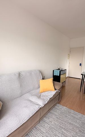 Apartamento à venda com 50m², 2 quartos e 2 vagasSala