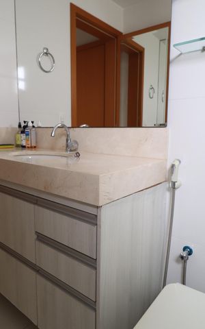 Apartamento para alugar com 135m², 3 quartos e 2 vagasBanheiro do Quarto 1