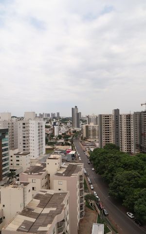 Apartamento para alugar com 135m², 3 quartos e 2 vagasVaranda