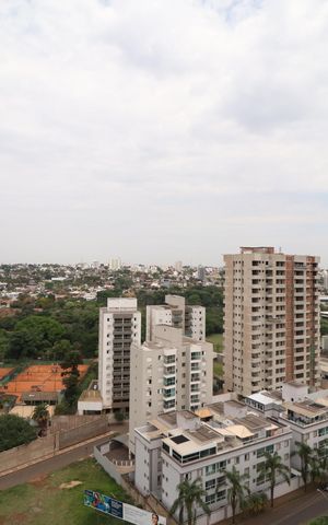 Apartamento para alugar com 135m², 3 quartos e 2 vagasVaranda