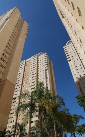 Apartamento à venda com 75m², 3 quartos e 2 vagasFachada