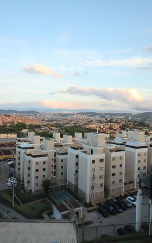 Apartamento à venda com 47m², 2 quartos e 1 vagaVista