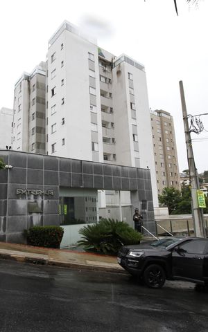 Apartamento para alugar com 57m², 2 quartos e 2 vagasFachada