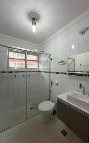 Apartamento à venda com 65m², 2 quartos e sem vaga Apartamento à venda com 65m², 2 quartos e sem vagaBanheiro Social