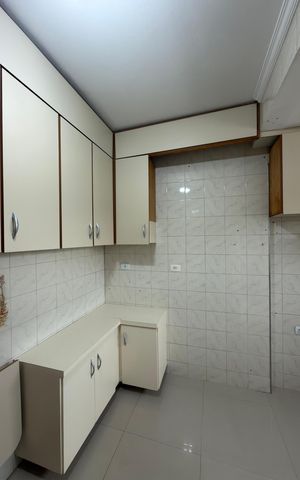 Apartamento à venda com 65m², 2 quartos e sem vaga Apartamento à venda com 65m², 2 quartos e sem vagaCozinha