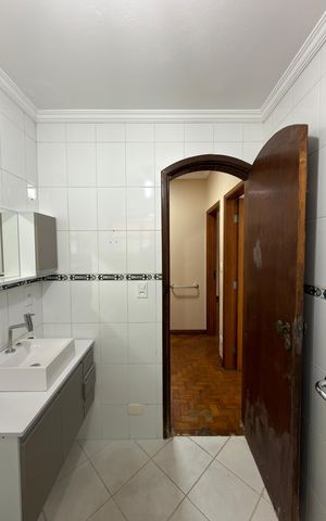 Apartamento à venda com 65m², 2 quartos e sem vaga Apartamento à venda com 65m², 2 quartos e sem vagaBanheiro Social