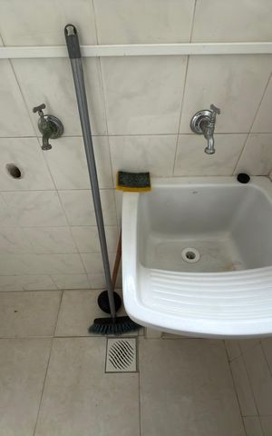 Apartamento à venda com 65m², 2 quartos e sem vaga Apartamento à venda com 65m², 2 quartos e sem vagaÁrea de Serviço