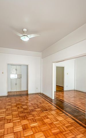 Apartamento para alugar com 141m², 3 quartos e 1 vaga