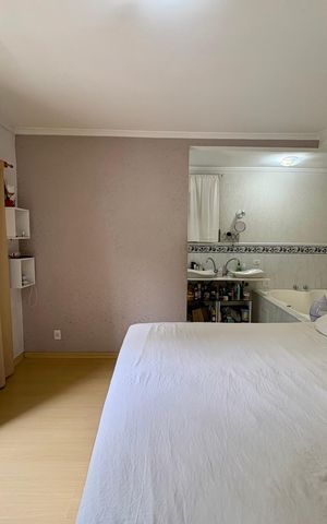 Casa de condomínio à venda com 190m², 4 quartos e 3 vagas Casa de condomínio à venda com 190m², 4 quartos e 3 vagasSuíte 2