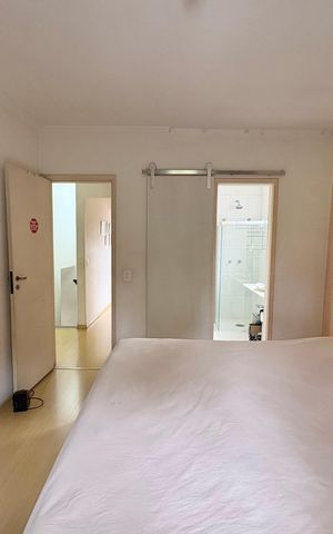 Casa de condomínio à venda com 190m², 4 quartos e 3 vagas Casa de condomínio à venda com 190m², 4 quartos e 3 vagasSuíte 3