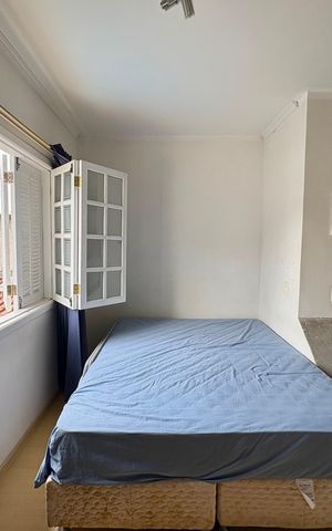 Casa de condomínio à venda com 190m², 4 quartos e 3 vagas Casa de condomínio à venda com 190m², 4 quartos e 3 vagasSuíte 1