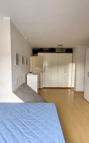 Casa de condomínio à venda com 190m², 4 quartos e 3 vagas Casa de condomínio à venda com 190m², 4 quartos e 3 vagasSuíte 1