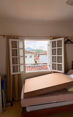 Casa de condomínio à venda com 190m², 4 quartos e 3 vagas Casa de condomínio à venda com 190m², 4 quartos e 3 vagasSuíte 4