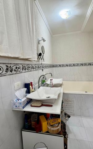 Casa de condomínio à venda com 190m², 4 quartos e 3 vagas Casa de condomínio à venda com 190m², 4 quartos e 3 vagasBanheiro da Suíte 2