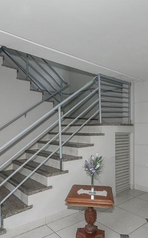 Apartamento para alugar com 82m², 2 quartos e 1 vaga Apartamento para alugar com 82m², 2 quartos e 1 vagaHall de entrada