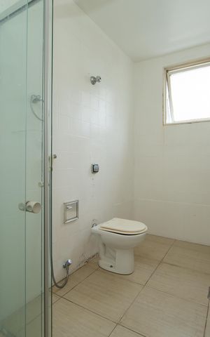Apartamento à venda com 120m², 3 quartos e 2 vagas Apartamento à venda com 120m², 3 quartos e 2 vagasBANHEIRO2