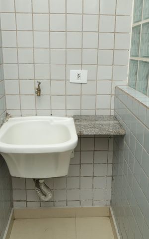 Apartamento para alugar com 48m², 3 quartos e 1 vagaÁrea de Serviço