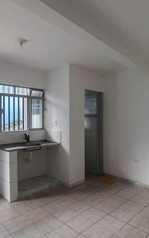 Casa para alugar com 40m², 1 quarto e sem vaga