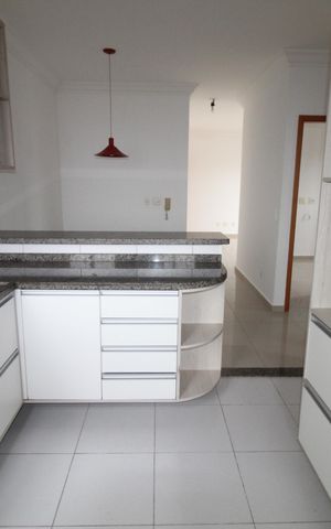 Apartamento para alugar com 90m², 2 quartos e 1 vagaCozinha