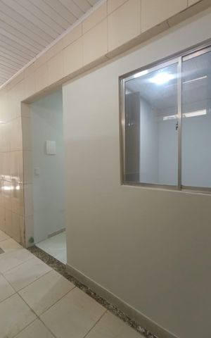 Casa para alugar com 50m², 2 quartos e 1 vaga Casa para alugar com 50m², 2 quartos e 1 vagaCozinha e Área de Serviço