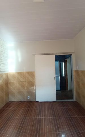 Casa para alugar com 50m², 2 quartos e 1 vaga Casa para alugar com 50m², 2 quartos e 1 vagaQuarto 1