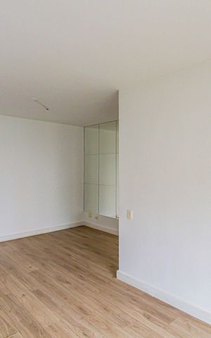 Apartamento à venda com 96m², 4 quartos e 1 vaga Apartamento à venda com 96m², 4 quartos e 1 vagaSala