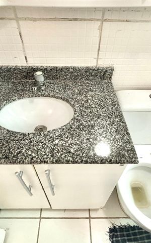Apartamento para alugar com 46m², 2 quartos e 1 vaga Apartamento para alugar com 46m², 2 quartos e 1 vagaBanheiro