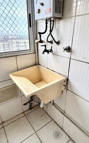 Apartamento para alugar com 46m², 2 quartos e 1 vaga Apartamento para alugar com 46m², 2 quartos e 1 vagaÁrea de Serviço