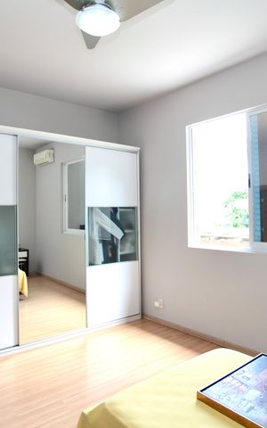 Casa de condomínio à venda com 586m², 6 quartos e 10 vagas Casa de condomínio à venda com 586m², 6 quartos e 10 vagasQuarto 1