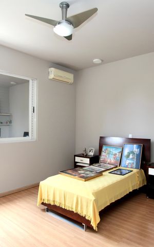 Casa de condomínio à venda com 586m², 6 quartos e 10 vagas Casa de condomínio à venda com 586m², 6 quartos e 10 vagasQuarto 1