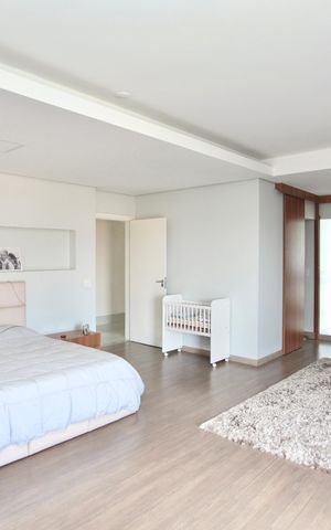 Casa de condomínio à venda com 586m², 6 quartos e 10 vagas Casa de condomínio à venda com 586m², 6 quartos e 10 vagasCasa Auxiliar