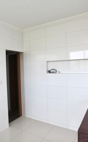 Casa de condomínio à venda com 586m², 6 quartos e 10 vagas Casa de condomínio à venda com 586m², 6 quartos e 10 vagasCasa Auxiliar