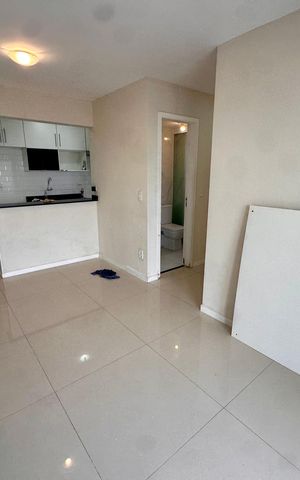 Apartamento à venda com 48m², 2 quartos e 1 vaga Apartamento à venda com 48m², 2 quartos e 1 vagaSala